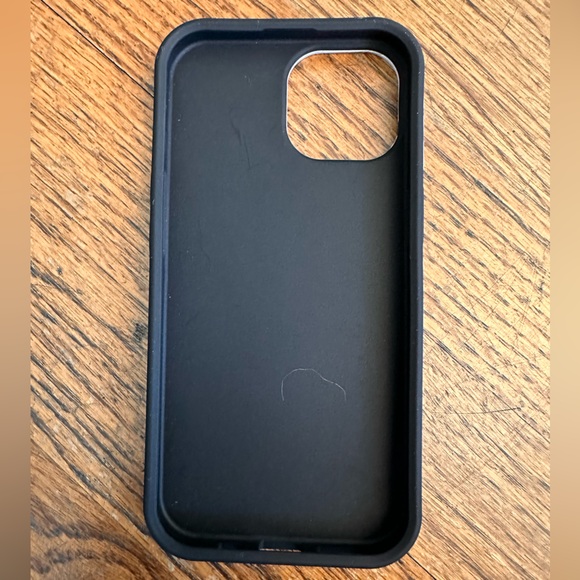 Burga iPhone 15 pro phone case - Picture 6 of 6